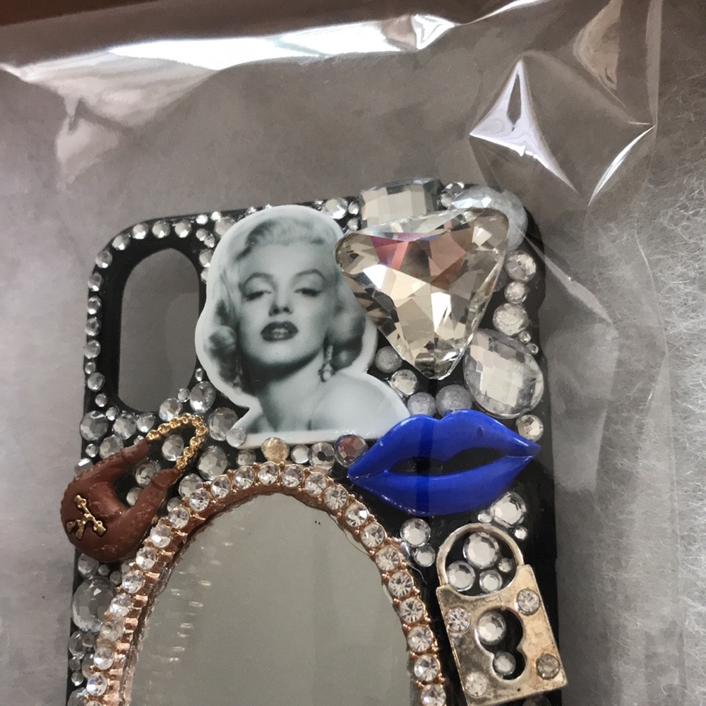iPhone X Cellular Case - Picture 4 of 4